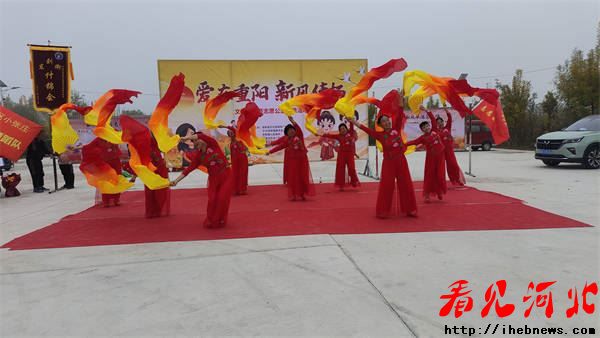 小张庄举办“爱在夕阳、新风传扬”文艺汇演,谱写乡风文明新篇章(图9) 小张庄举办“爱在夕阳、新风传扬”文艺汇演,谱写乡风文明新篇章(图9)